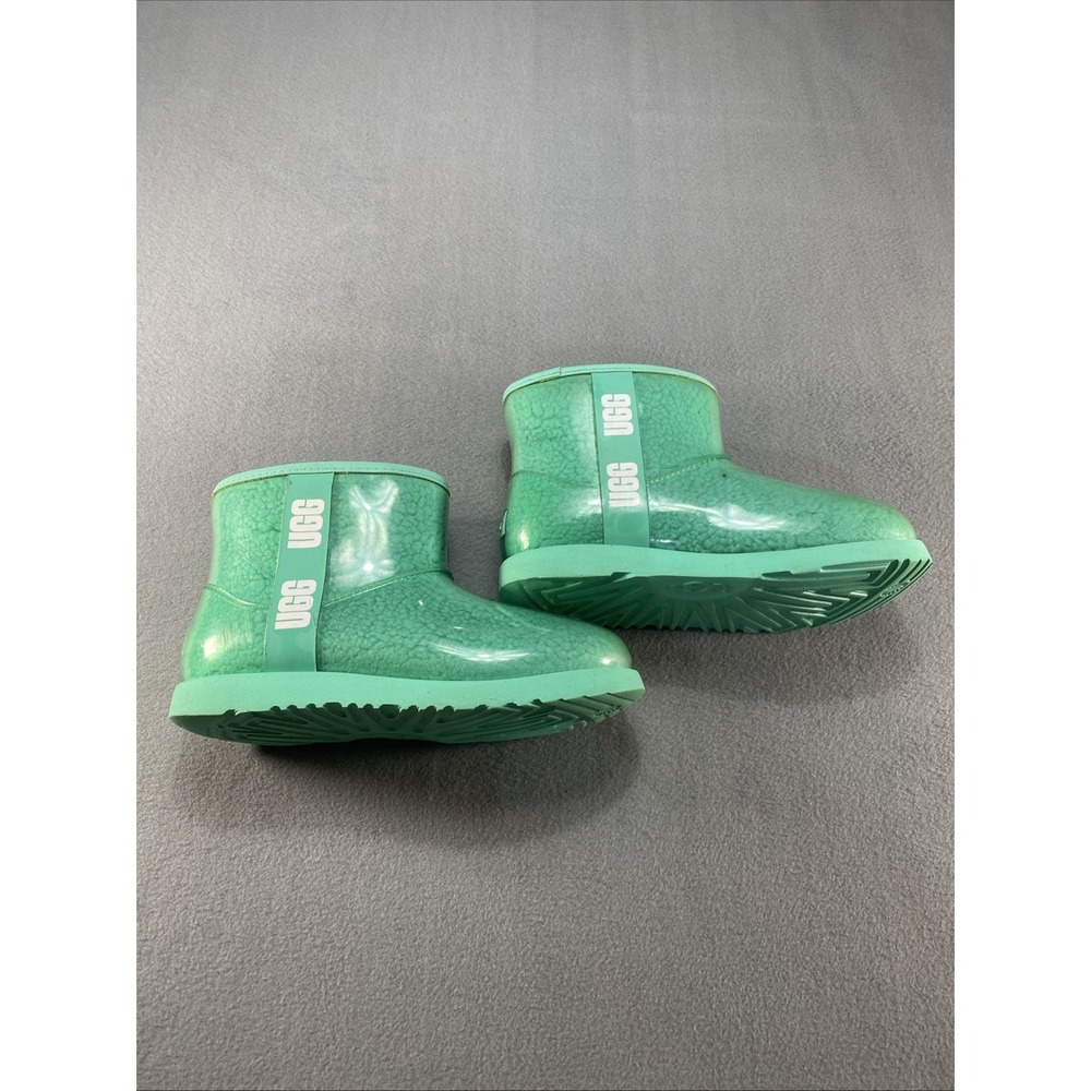 UGG Classic Green Clear Mini Boot Sherpa Lined Warm Logo Size 6 Waterproof